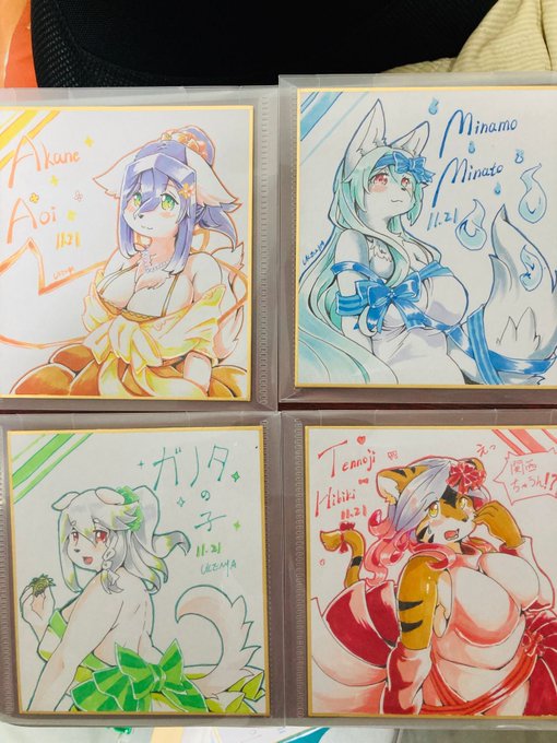 ちなみに去年はこんなの描いたけど
…どうやって描いたんだ…今じゃ描ける気がしないぞ?? 