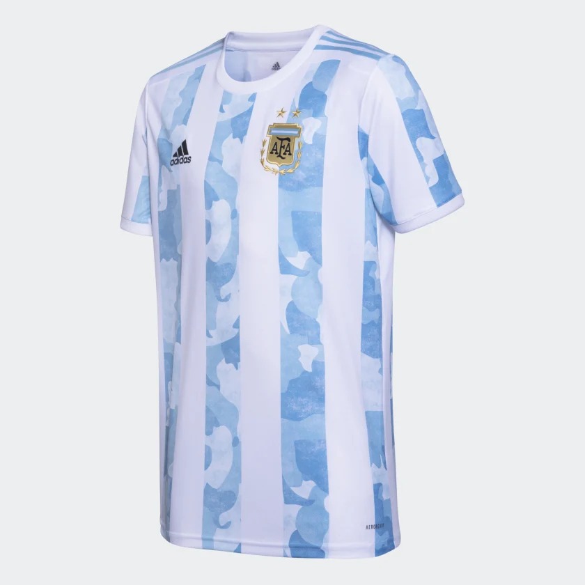 MAÑANA JUEGA LA SELECCIÓN!!!! Y HOY! EN #ElClubDelMoro <a href="/la100fm/">LA 100</a> TE PODES LLEVAR LA CAMISETA ARGENTINA!🙌
•Gentileza de <a href="/sevensportok/">Seven sport</a>
Participás hasta las 10 con el hashtag #ElClubDelMoro 
• dale RT 💪
• atentos a redes de <a href="/SANTIAGODELMORO/">SANTIAGO DEL MORO</a> 👏
• Fiscaliza <a href="/pablobenvenutti/">Pablo Benvenutti</a>