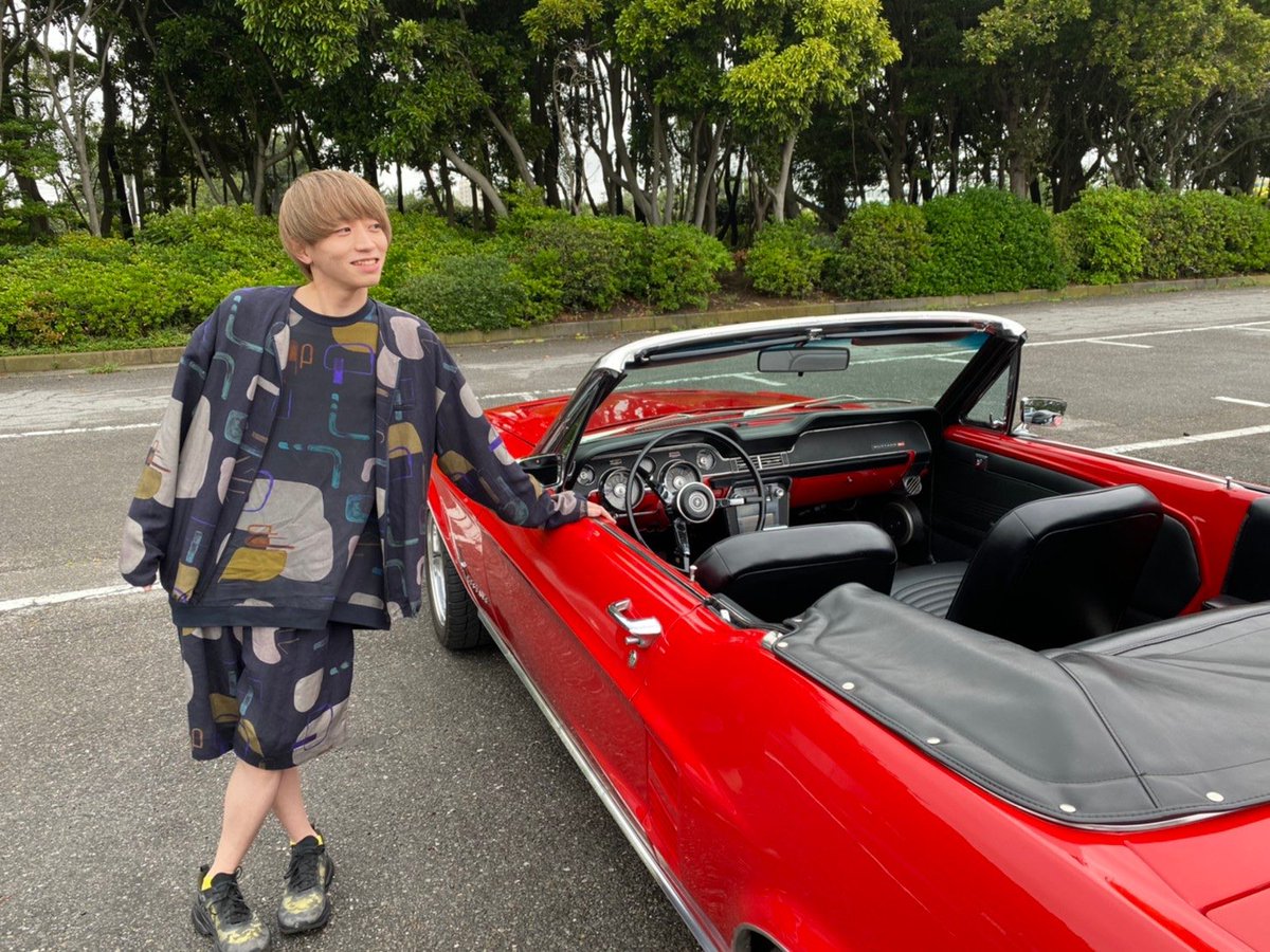 リーダーレッド Gen Kanaboon Twitter