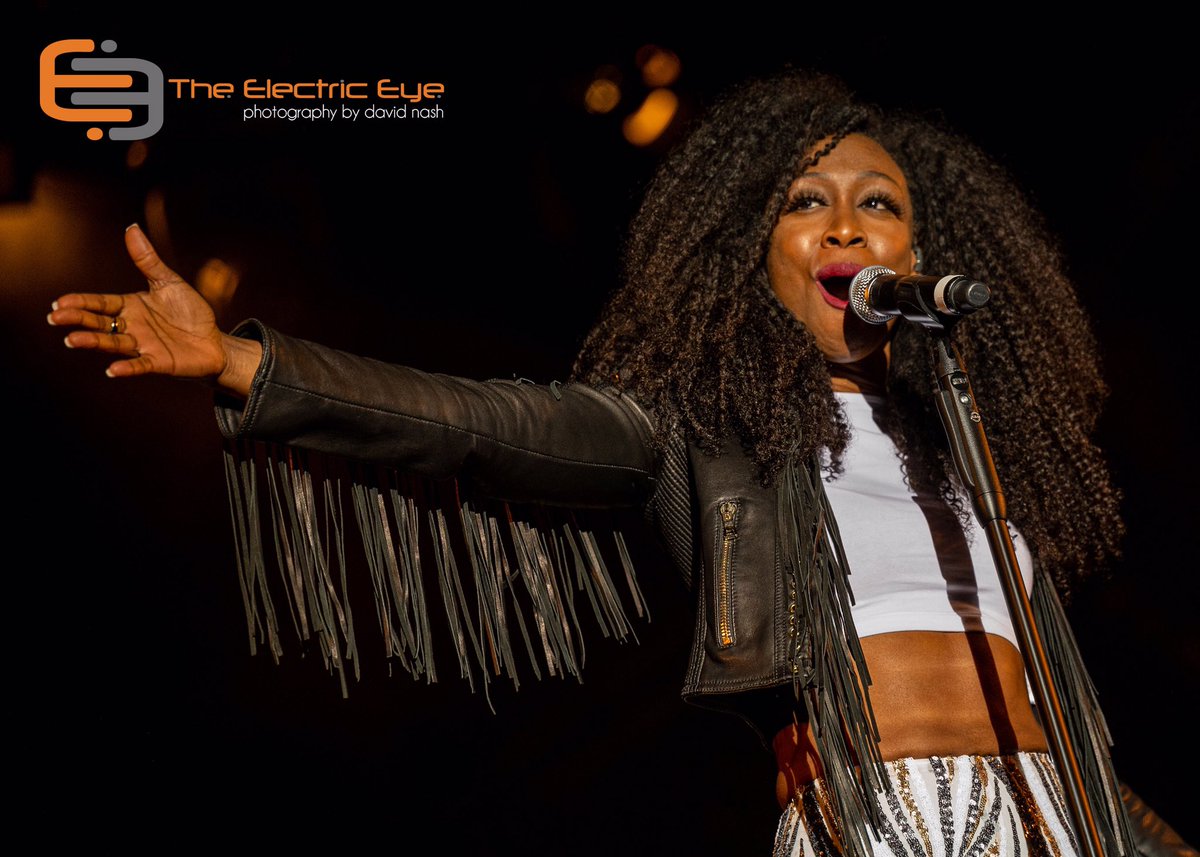 Amazing performance by <a href="/Beverleyknight/">Beverley Knight💙</a> on the main stage at <a href="/carfestevent/">CarFest</a> <a href="/laverstoke/">Laverstoke Park Farm</a> <a href="/bbccin/">BBC Children in Need</a> <a href="/nikoneurope/">NikonEurope</a> #carfest #carfestsouth #carfest2021 #beverleyknight