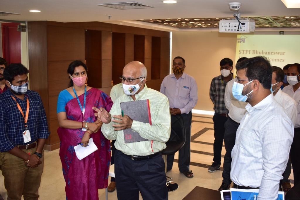 ThinkRaw India tweet media