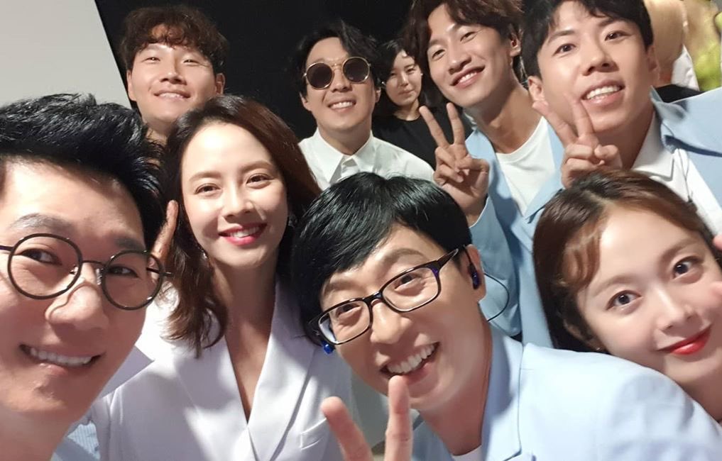 suyeounie's tweet photo. you received a dm from Running Man; open the thread! https://t.co/tggszzB46O