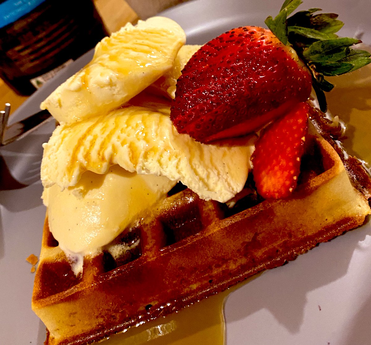 belmac_IC's tweet photo. Of all the days for a friend to lend me a waffle maker…#yasskween #lockdown6corisitd https://t.co/FcyXuhSwfk
