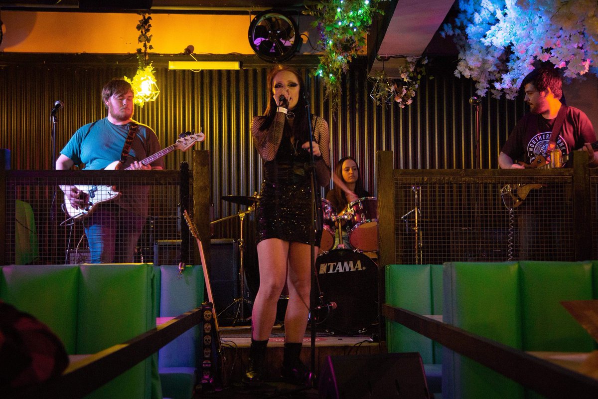 Thank you to everyone that came down to our set on Monday, we can’t wait to see you again soon 👀👀.