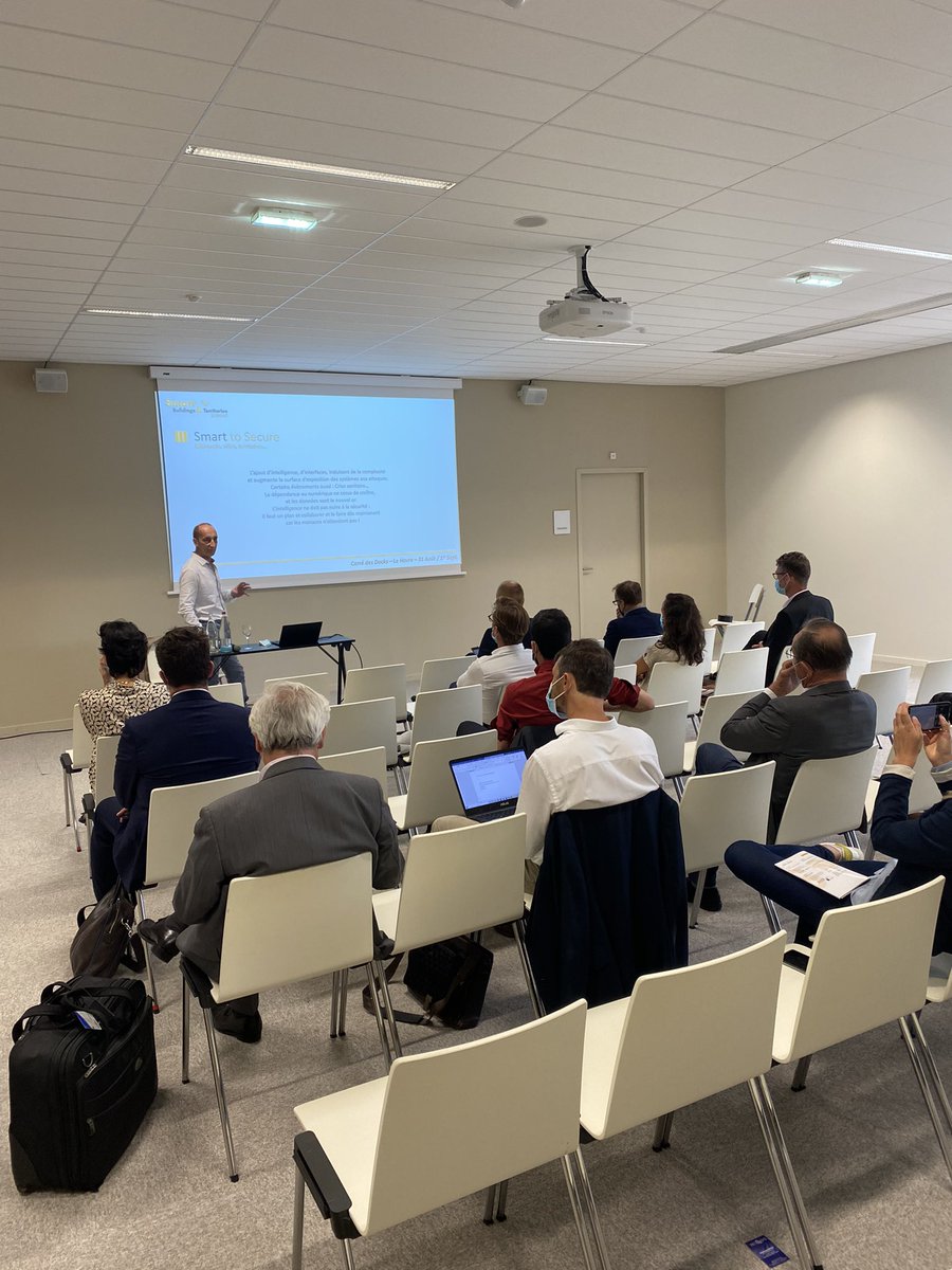 Atelier sur le cyber building : partage des pistes de réflexion par JC Denis de <a href="/wallixcom/">WALLIX</a> en préparation du livre blanc qui sera publié par la @SBA_France sur ce thème en fin d’année