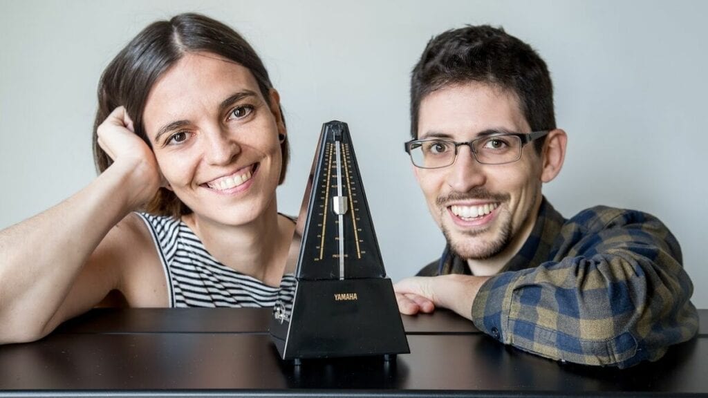 Big Data para descifrar el pasado. Los investigadores Almudena Martín Castro e Iñaki Úcar desvelan el misterio del metrónomo de Beethoven.