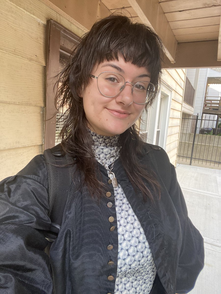 dead_herb's tweet photo. Cheesy happy first day of grad school looks!!! https://t.co/jZCXsb4S2h