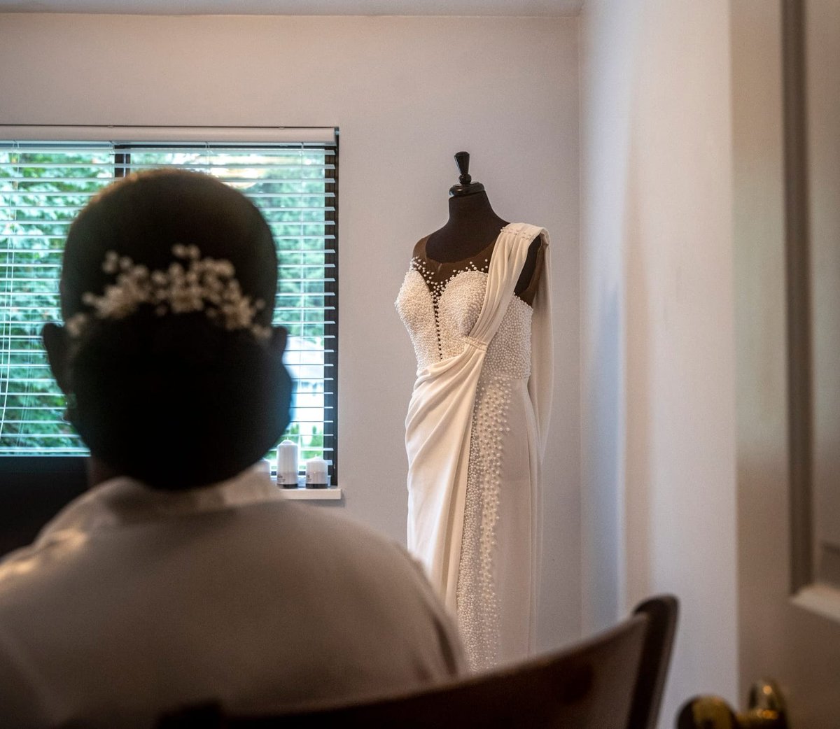 delyth_ug's tweet photo. When 🇨🇩 meets 🇧🇮!
One of our recent brides, looking stunning in her Delyth bridal dress😍🤍 https://t.co/RaIj4kw9tX