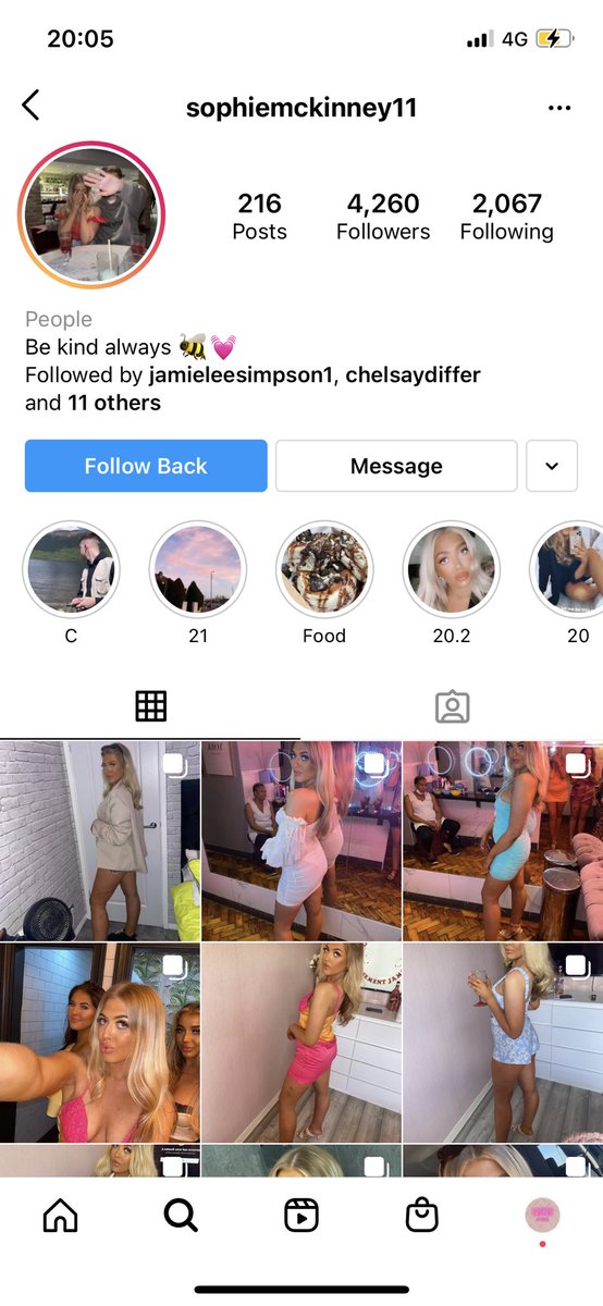 Niamhyniamh_'s tweet photo. PLEASE SHARE 
Had to delete as I had my bank details
DOESNT PAY FOR LASHES
This girl came for a set and hasn’t paid. Ignored all my messages and since being exposed is claiming they all “fell out”. Had this been the case I wouldve fixed them for free! I work hard to pay bills! https://t.co/MVetAUJpAv