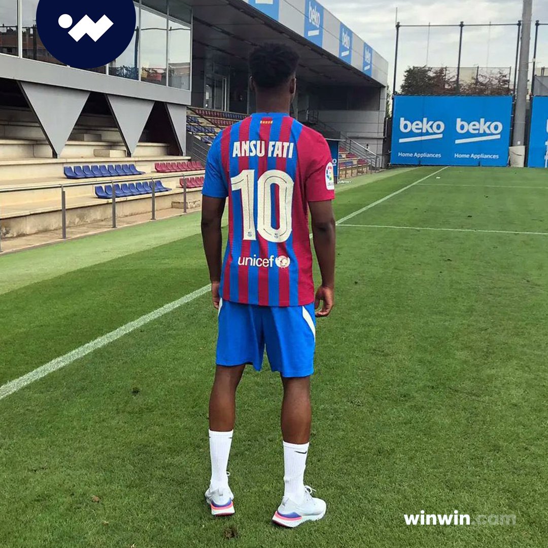 Winwin من تدريبات أسطورة الملاكمة الراحل محمد علي كلاي تحت الماء
