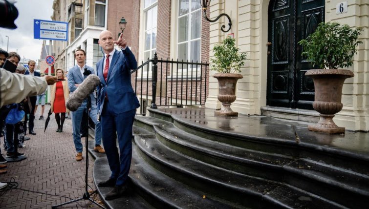 gertjansegers's tweet image. Dit was niet de beste week voor de Nederlandse democratie.. Maar aan ons mag het in ieder geval niet liggen.

Heb een paar van m’n gedachten opgeschreven, over de formatiedag van gisteren en over wat ons nu te doen staat:
facebook.com/14777280565976…