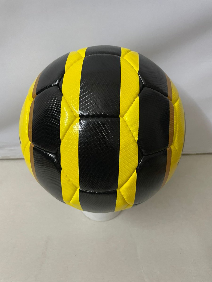 Training Ball Bundle 🔜 ⚽👀
10 Balls at £95 including VAT! FOR A CHANCE TO WIN 10 FOR YOUR CLUB :

1⃣ Like this post
2⃣ RT this Post
3️⃣ Must be following