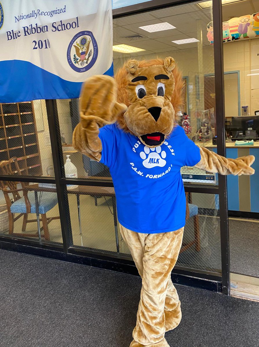 Wishing all our teachers/staff, students &amp; parents <a href="/mlk_elementary/">MLK Elementary School</a> a successful &amp; healthy 2021-22 school year!  
Be PAWESOME Blue Lions!