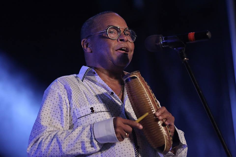 OnCuba's tweet photo. 🛑  El maestro #AdalbertoÁlvarez,  el "Caballero del Son" y  emblema de la música popular cubana, ha fallecido en La Habana. Hasta siempre.
#Cuba #musicacubana
Foto: @suenacubano https://t.co/M3vz8sb7re