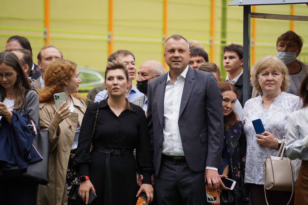 Захар Попов сын Ольга Скабеева первый класс