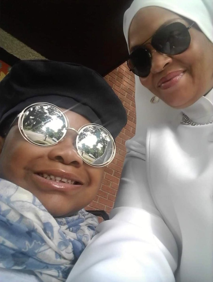 KHALIDISOLDADO's tweet photo. Baby Grandgirl #1, my Nina Ross 💋🤲🏾💋 #MosqueFlow (2012) https://t.co/a88kUbHs8S