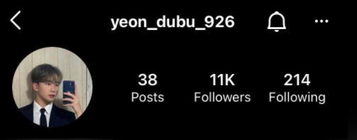 ForYoonDongYeon's tweet photo. He unfollowed 2. From 214 following to 212. https://t.co/4PkGhAC9c3