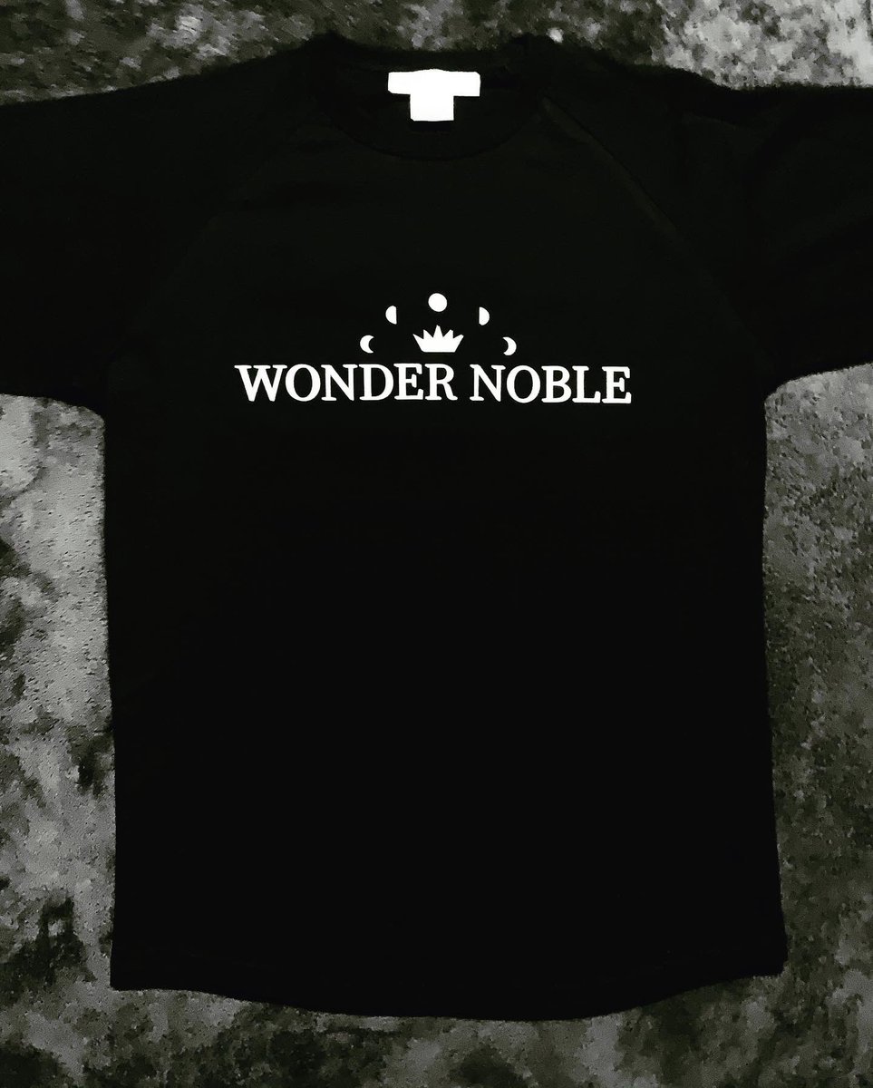 WonderNoble's tweet photo. 20着限定でオーバーサイズTシャツ(黒)
販売しております。
良かったらご覧下さい。
WonderNobleのロゴデザインをプリントしたシンプルなデザインとなっております。
(白)も販売予定です。 https://t.co/lvzaJWOjYA