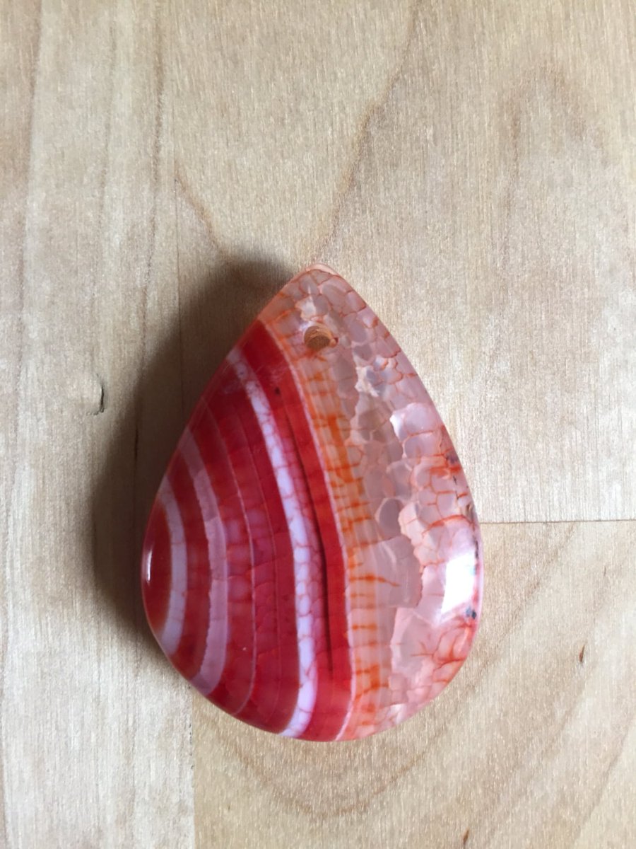 BeadsBitznBopz's tweet photo. Mixed Colours Druzy Geode Agate pendant 30mm x 40mm - 1 pendant https://t.co/mjyr8GEWz3 #BeadsBitznBopz #Etsyireland #Etsy #Irishbutton #Button #Craft supplies #NaturalAgate https://t.co/70IyTrnhnT
