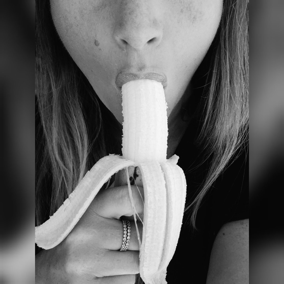 FeetFlirt's tweet photo. If you want my lips... retweet https://t.co/WuogKQcTbv