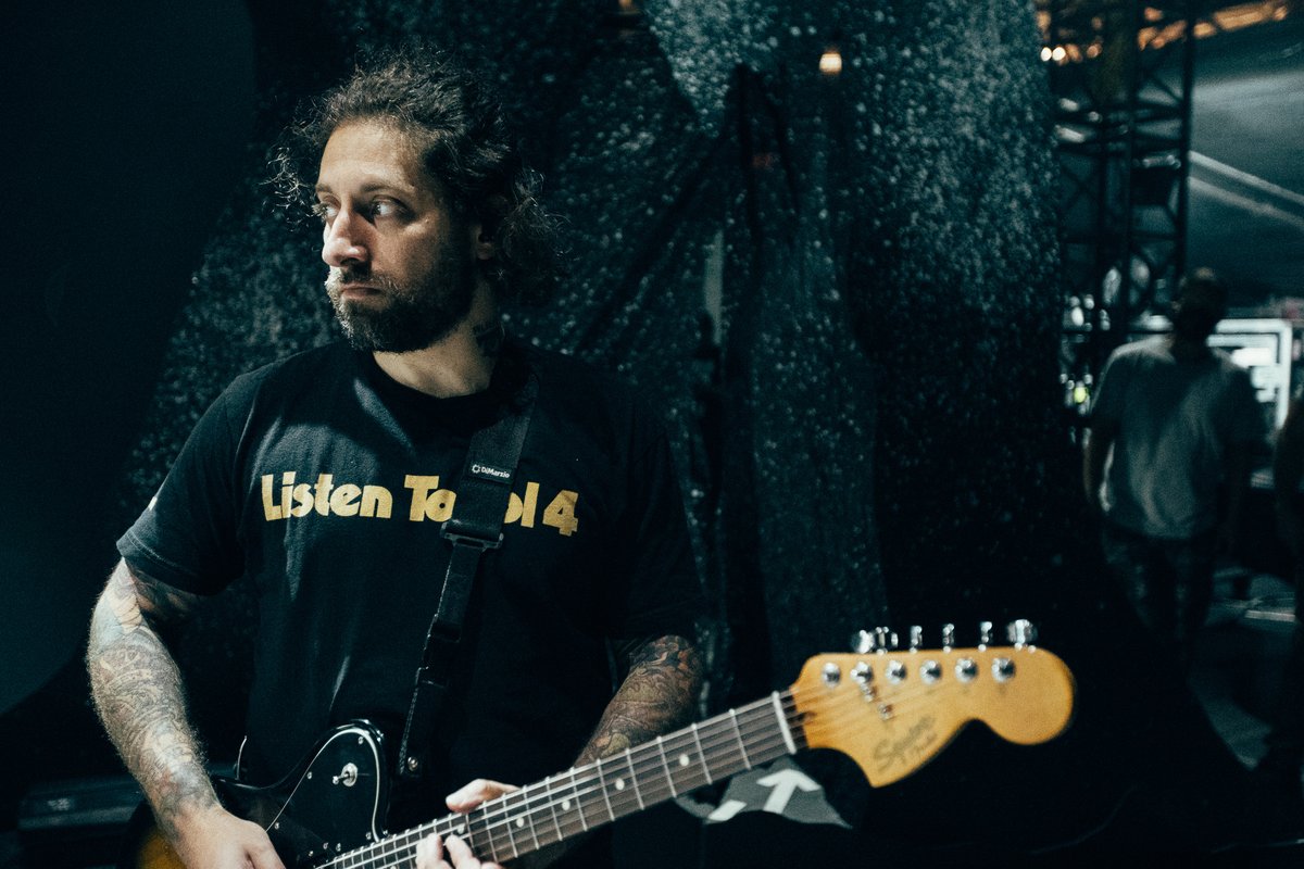 falloutboy's tweet image. happy bday @trohman, you da best 👍🏼