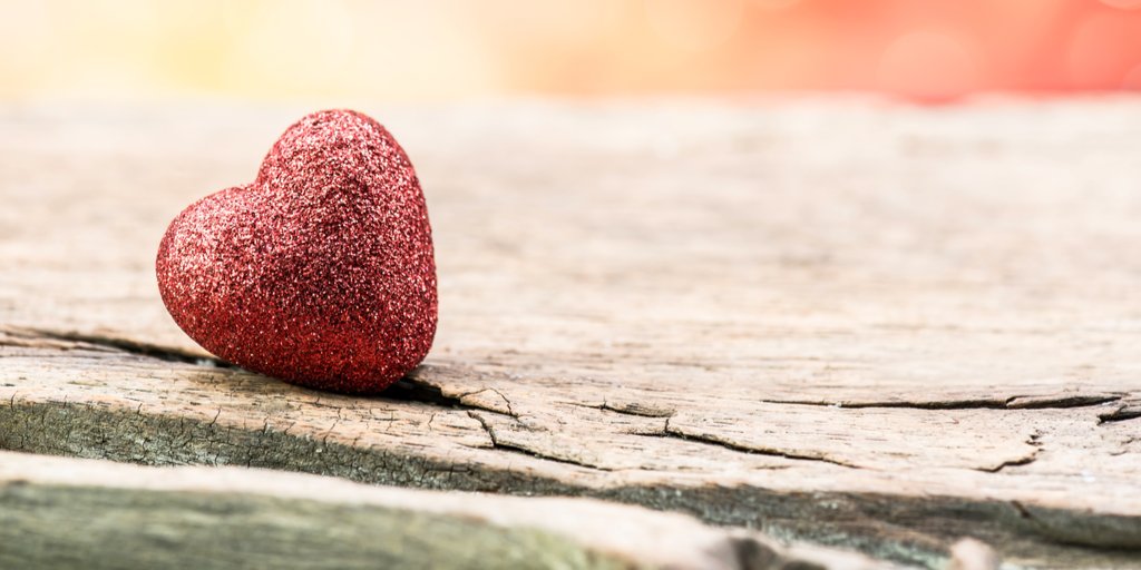 The angel with no name wants me to remind you how important it is both to love yourself more and to show  love towards others. It is important for yourself and also for the world, and the angel says that if we show just a little more love we will notice the effect on the world.