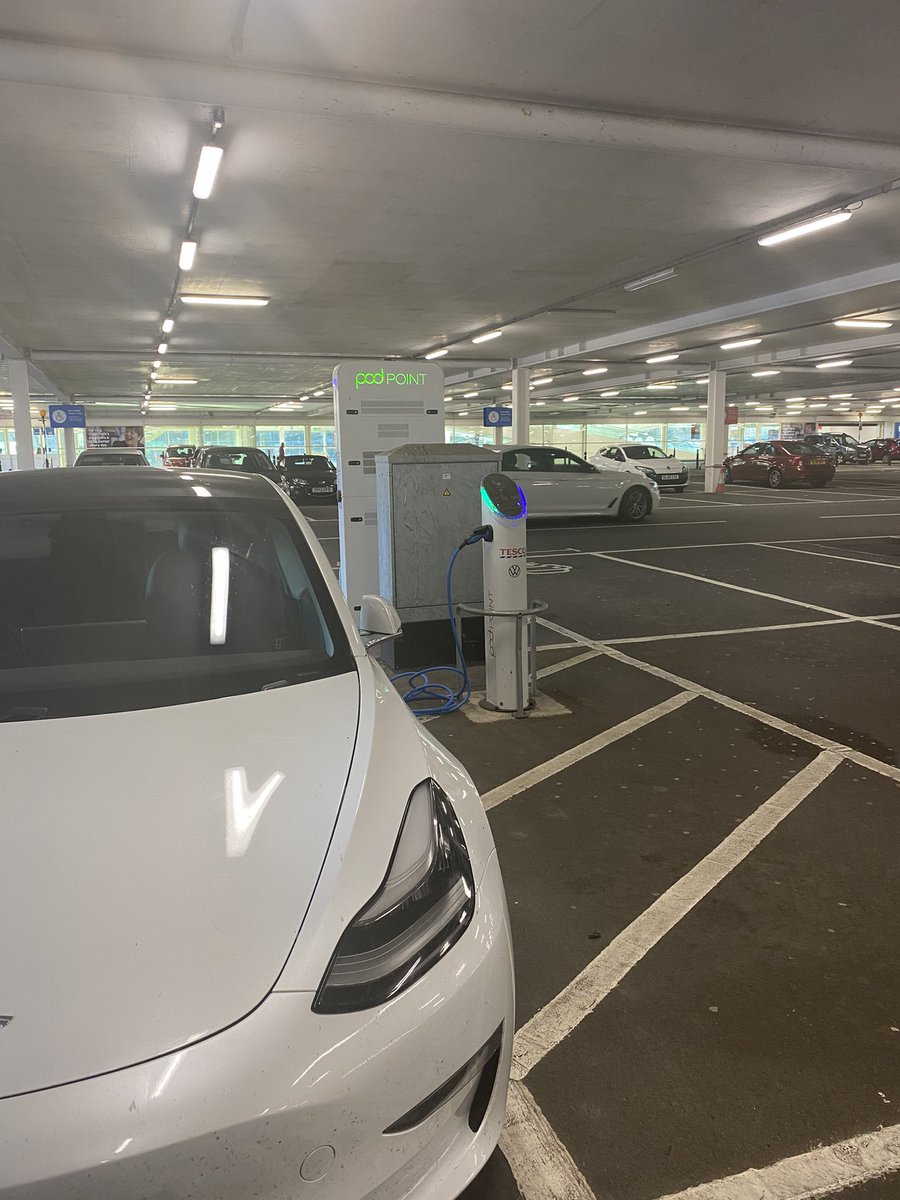 SdconsultancyM's tweet photo. @TescoGalashiels just love the charge points. Thank you so much. What a time saver! @Tesla super pleased 🤩 https://t.co/j6CMdyUPL2