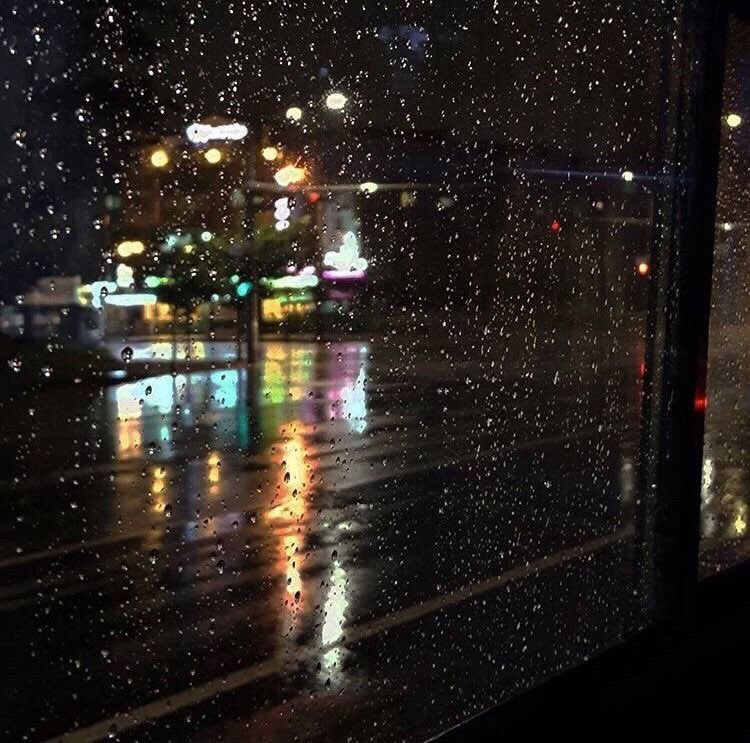 darkdreamlands's tweet photo. rainy nights.. https://t.co/QTgfdYWyFy