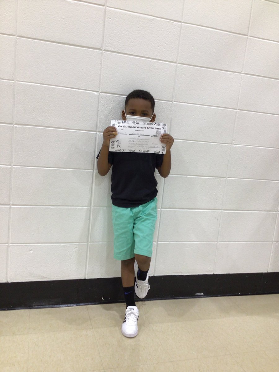 Tara Capouch tweet media