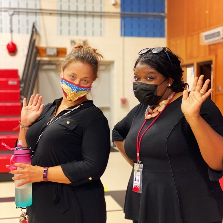 CharlesStSchool's tweet photo. WELCOME BACK TEACHERS &amp; STAFF! We are #PalmyraProud of our school family! They are back in their seats for professional development &amp; getting ready for next week’s big return!  #beamarigold  #47yearsproud #livehereworkhere #mrandmrsmac https://t.co/CRD347jefP