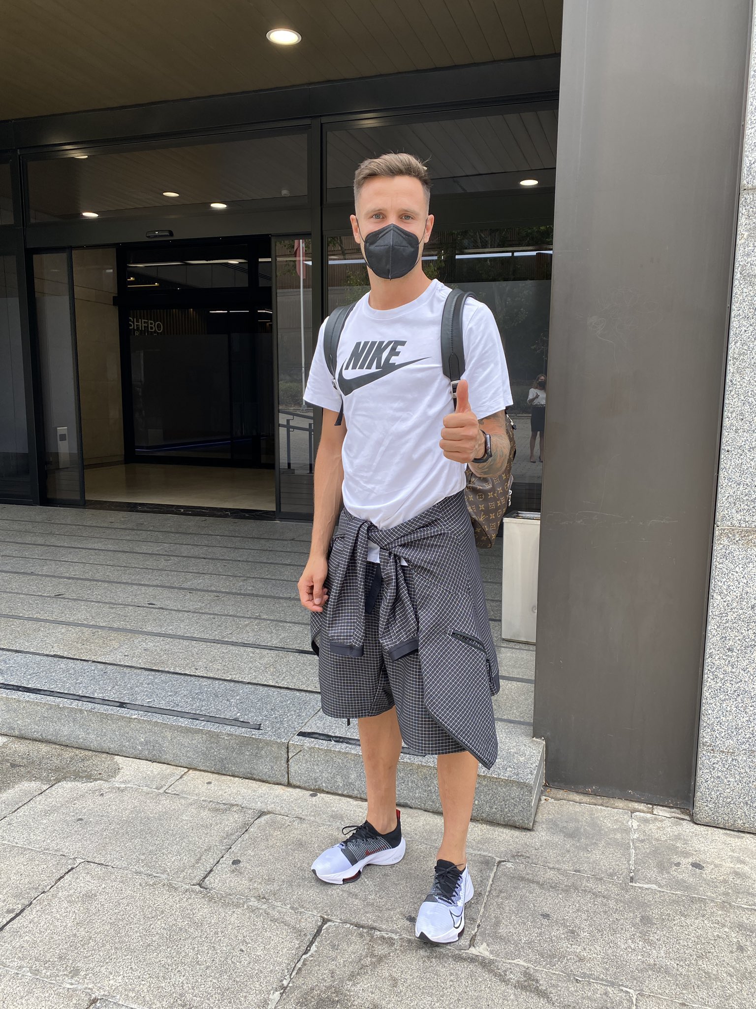 Air max 270 clearance twitter