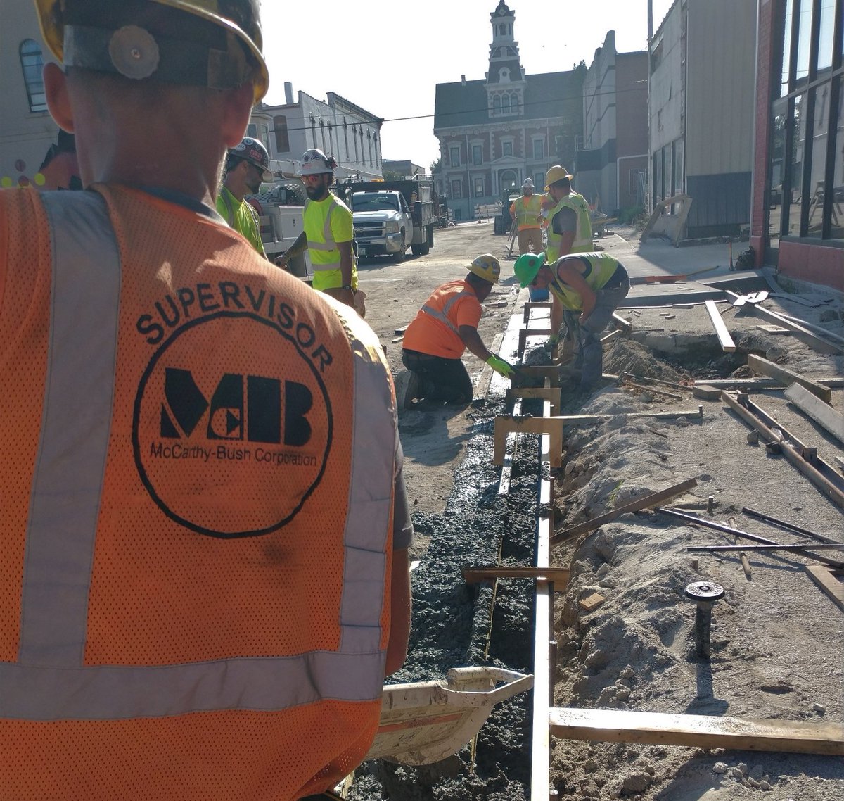 McCarthyImprove's tweet photo. Project Update: Downtown revitalization in Macomb, IL continues on schedule https://t.co/3XShCGHtn3 #Construction #concrete #constructionnews https://t.co/dLuD511Qgz