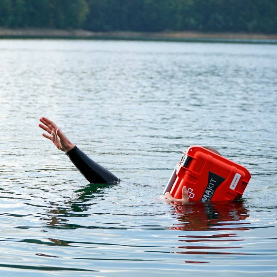 TraumaKit w swoim żywiole 😅

🧳 WALIZKA DO ZADAŃ SPECJALNYCH 🧳

Dzięki zintegrowanemu zaworowi wyrównującemu ciśnienie materiały schowane w walizce są bezpieczne zarówno pod wodą jak i na dużych wysokościach. 

Ktoś chętny? ❤️