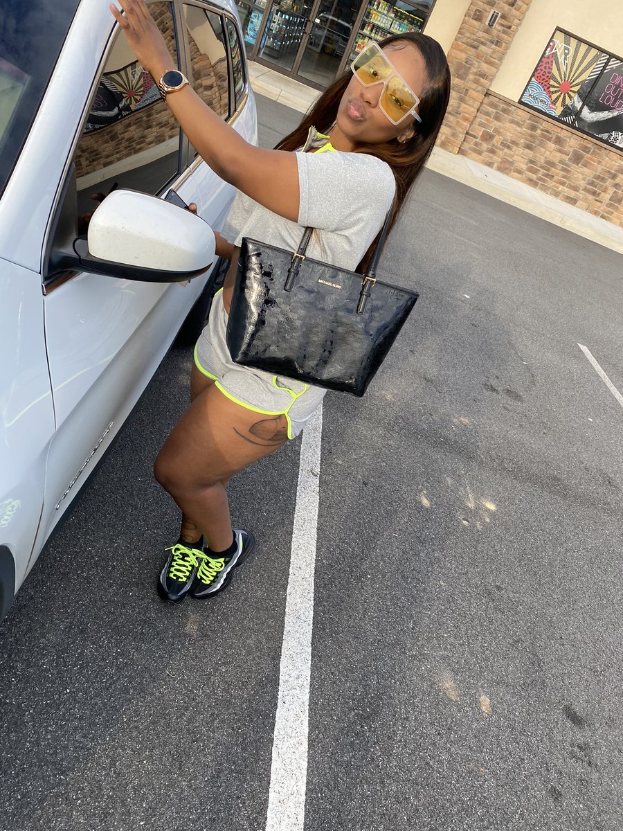 kaylynnjoi's tweet photo. Shop @LetKayDoIt for #Blinkerz https://t.co/I60Gebq3pp