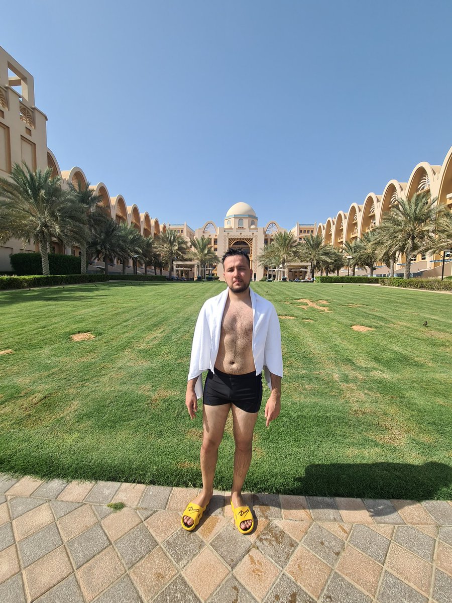 billyZTAR's tweet photo. What’s up Dubai https://t.co/ZYSEkJGSNc