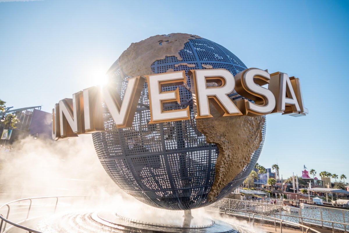 UniversalORL's tweet image. us on Aug. 31 vs. us on Sept. 1