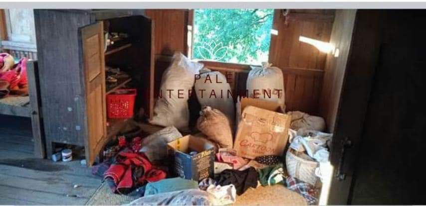 Haruonchill's tweet photo. Junta Terrorists rampaged through SitYin village tract in #Sagaing’s #Pale Tsp today (#Sep1), ransacking houses, looting &amp; pillaging belongings &amp; forcing locals to FLEE their brutal raids. Then they’ve themselves stationed at KhinThar &amp; YayThar villages.
#WhatsHappeningInMyanmar https://t.co/PVtESF2rNd
