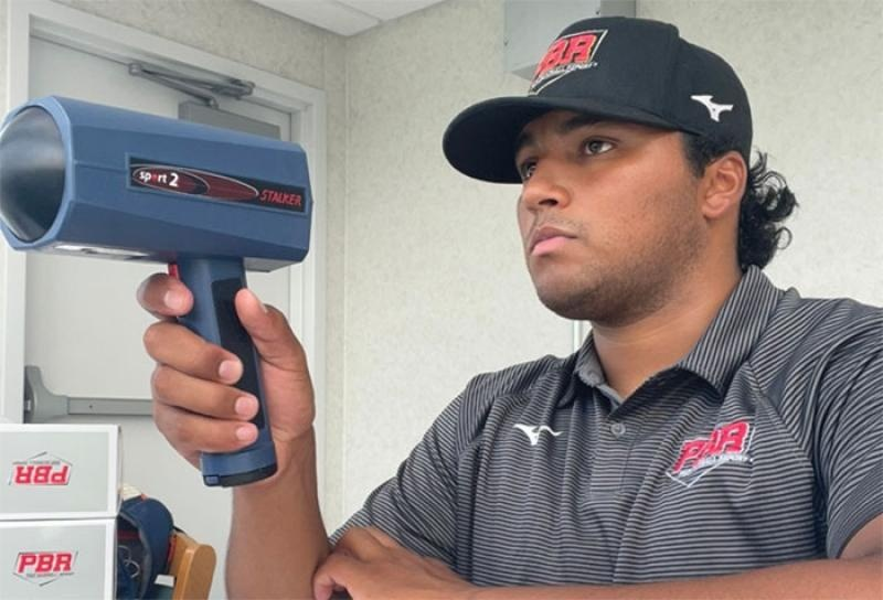 #ILLINOIS senior Diego Acosta is aware of the axiom, “Find something you love to do and you’ll never have to work a day in your life.”

This is how he feels about a future career in baseball—specifically, in the operations department for an MLB team. ▶ bit.ly/3teFE9H