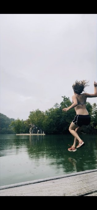 I have many different sides to me☺️ check me out💕 https://t.co/i6sUy1OcwK https://t.co/TzNPs3M9GX