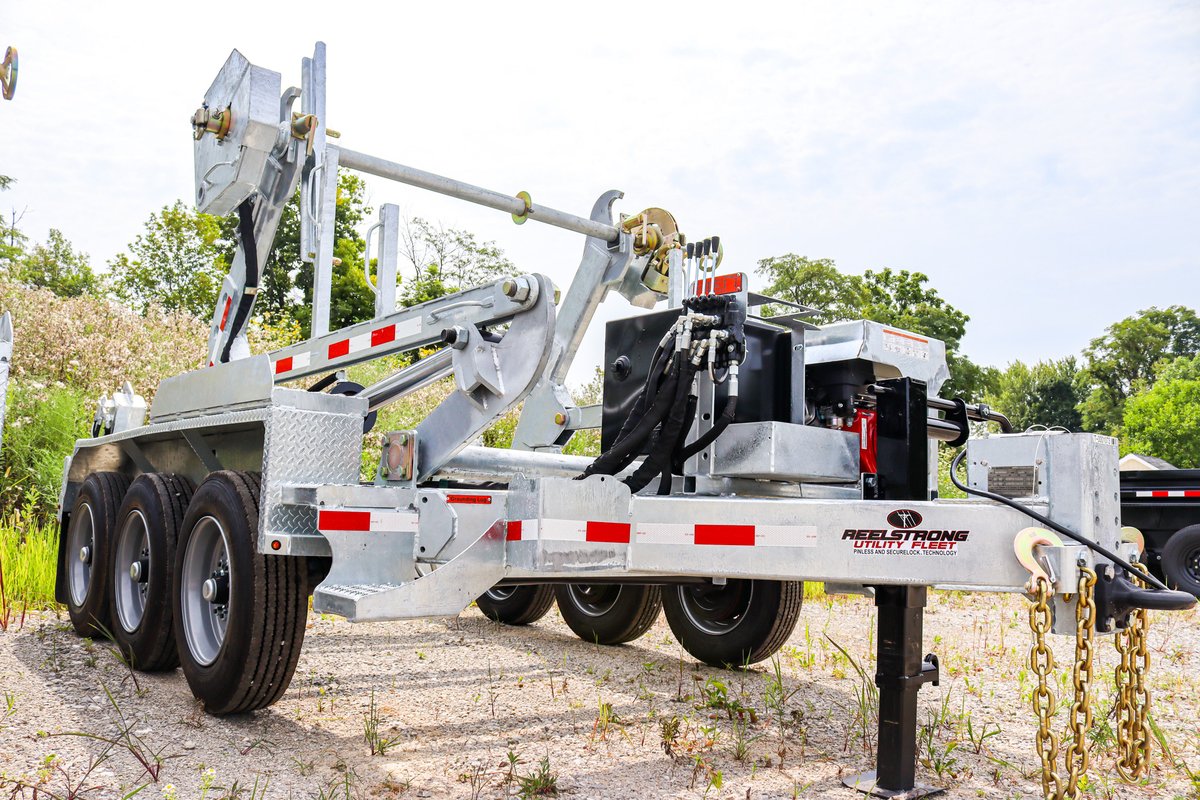 Our LCT-7500 is top of it's class.

Learn more at rentptr.com/utility-traile… and be sure to check out these units at our booth at the 2021 Utility Expo (E927)!

#lct7500 #utility #utilitytrailer #utilityexpo #fiber #figure8 #cable #trailer #icuee #trainerrental #cablereeltrailer
