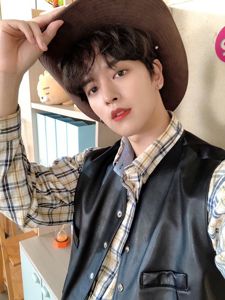 İyiki doğdun seni iyiki tanımışım askim her zaman yanında olucaz ✨✨ #Ravn #HAPPYBİRTHDAYRAVN #İTSYABOY_RAVN_DAY