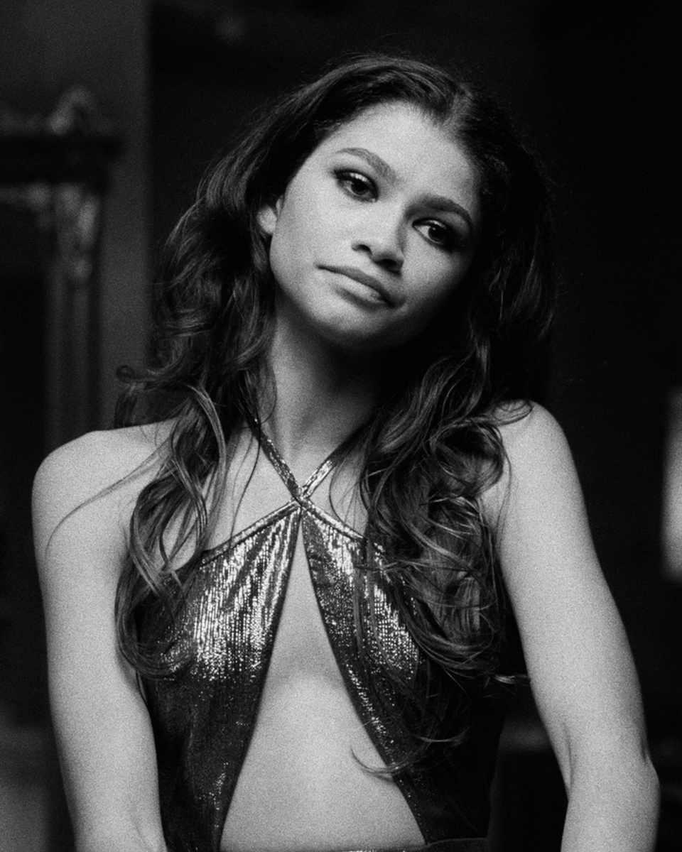 NetflixFR's tweet photo. Joyeux anniversaire à l’extraordinaire Zendaya. ❤️ https://t.co/DbfTxaYwu3