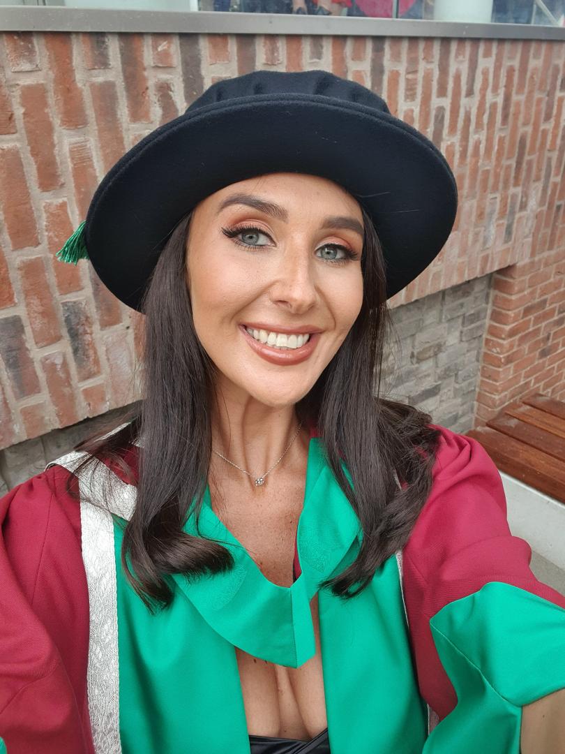 Missed the first day back at school, but it has been worth it to celebrate the most difficult 4 years of my life graduating for my doctorate😁🥳👩🏻‍🎓