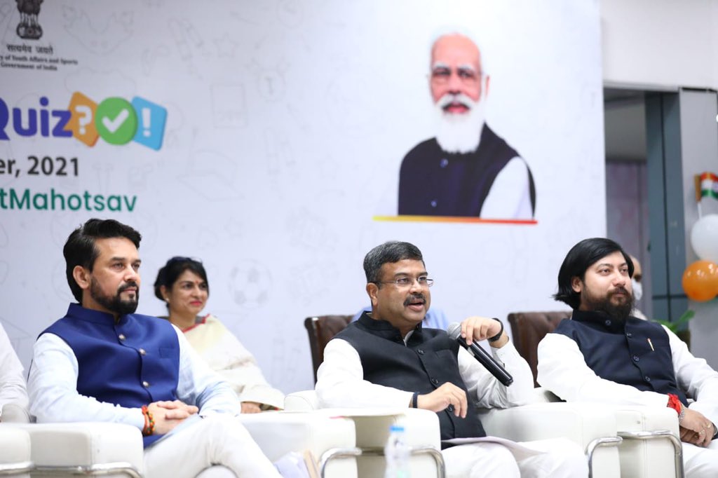 I compliment Shri @ianuragthakur, Shri @NisithPramanik, @FitIndiaOff, @IndiaSports for this initiative to promote sports & healthy living. I am sure #FitIndiaQuiz will play a crucial role in bringing attitudinal changes in our citizens, especially in our school students.