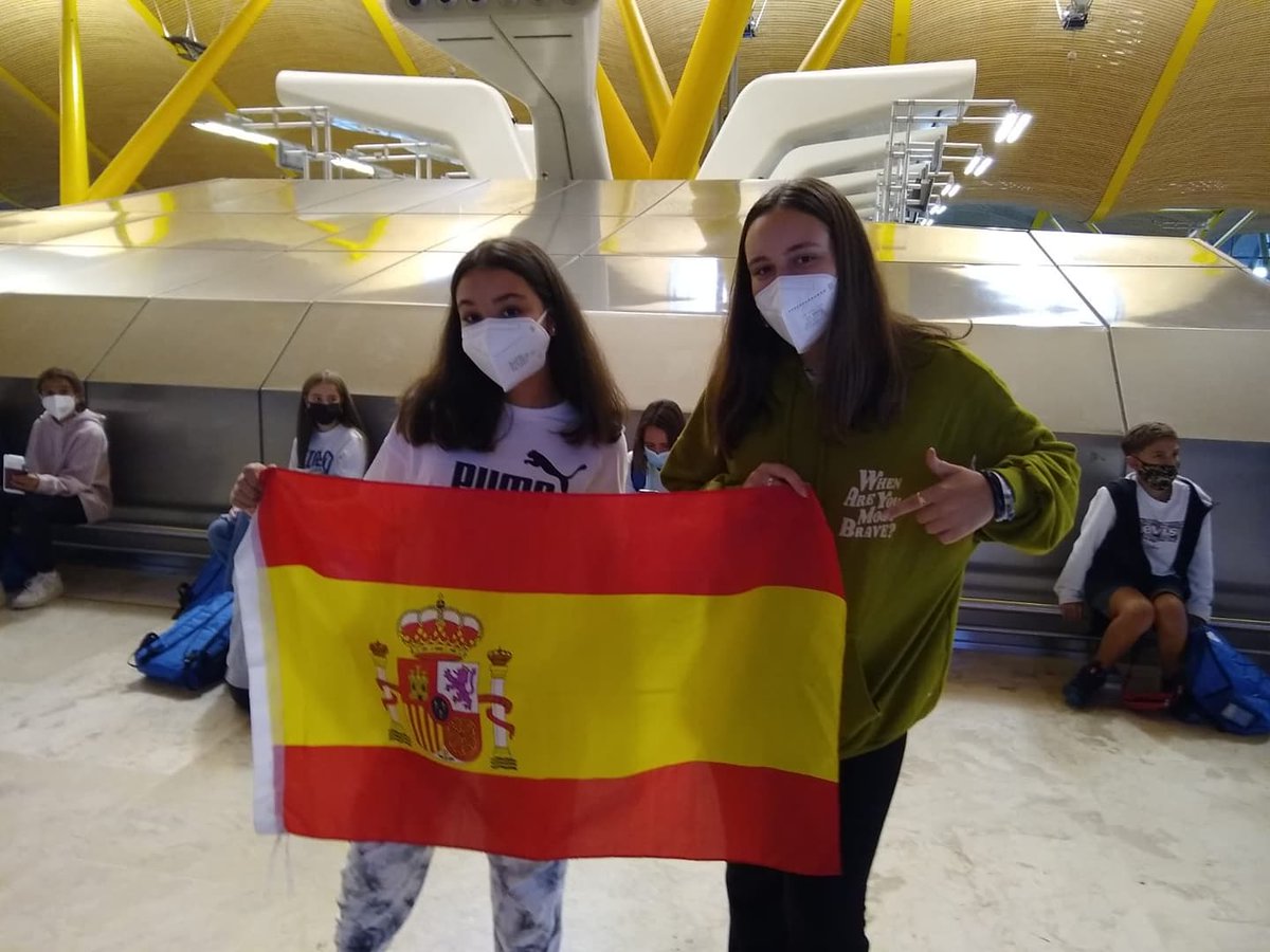 Nuestros chicos y chicas de #secundaria comienzan su aventura escolar en Galway, Tullamore, Longford... Irlanda. Esperamos que les vaya genial, ¡son unos valientes! #apasionadosxlavida