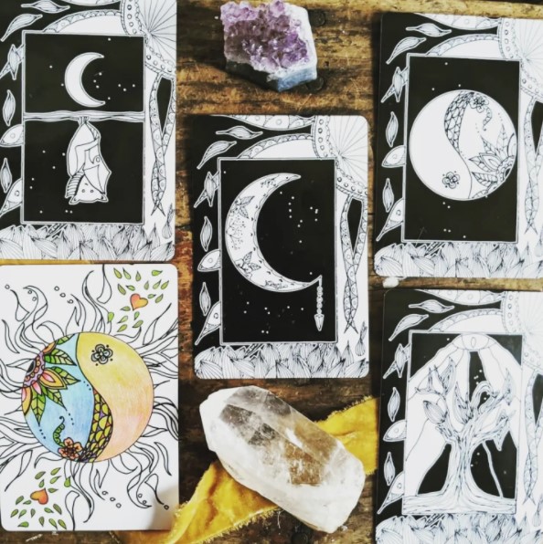 RedFeatherMBS's tweet photo. Everyone's Spiritual Toolbox should include foundational, daily, and physical tools.
The #IntuitiveWisdom tarot is an essential part of our toolkit; using the meditative nature of coloring, animal archetypes, and intuition, this deck empowers you to heal. https://t.co/GVpE8fyXvm