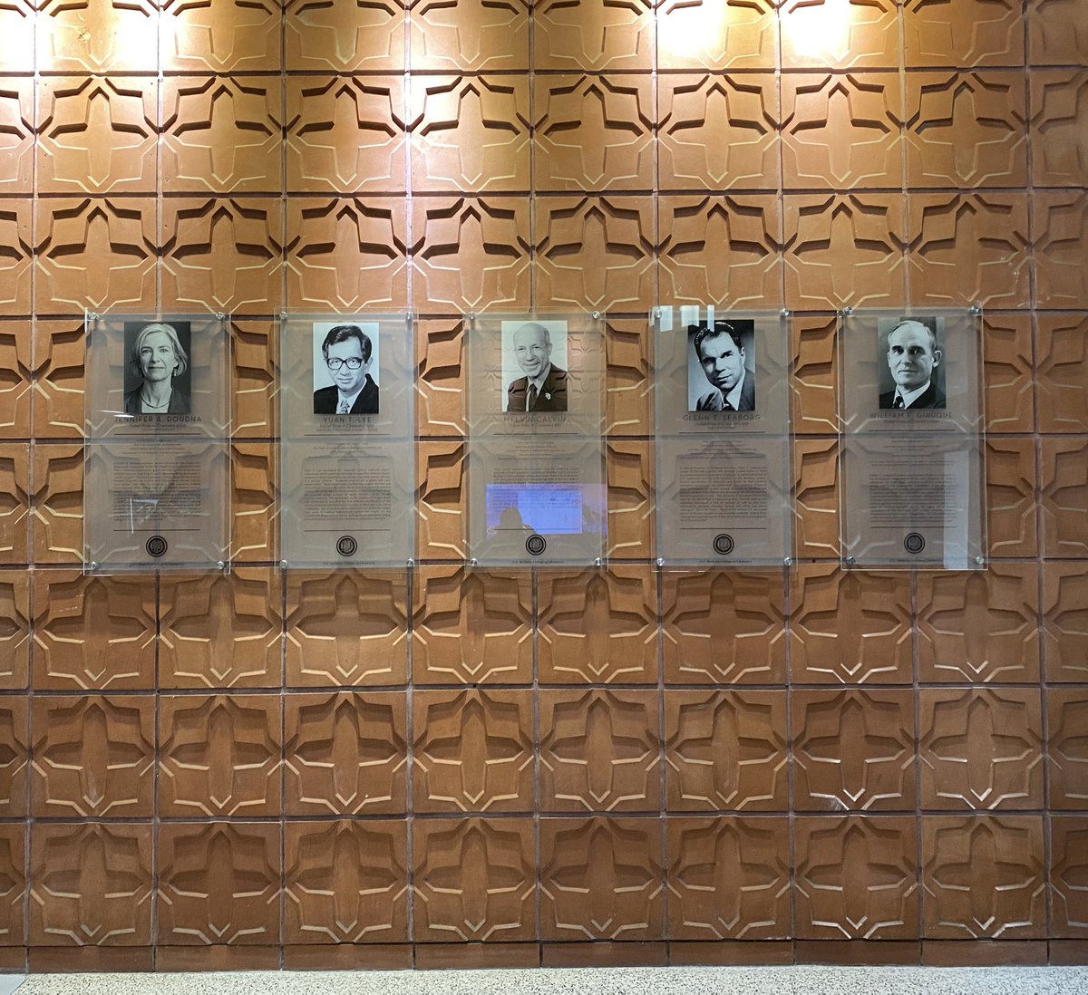 🎉🎉🎉 Stop by and check out the beautiful new plaque honoring faculty member Jennifer Doudna's Nobel Prize in Chemistry in the Latimer Lobby.