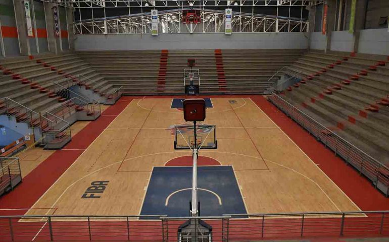 Consu_basquet's tweet photo. 🏀Conociendo el estadio donde el básquet femenino sudamericano volverá a vibrar🏀

Con la inminente reanudación de la II Liga Sudamericana Femenina, es bueno repasar el escenario de cierre de la fase regular: el estadio del Comité Olímpico de Chile.

https://t.co/DFuxgzisBl https://t.co/tkcM9gOACe