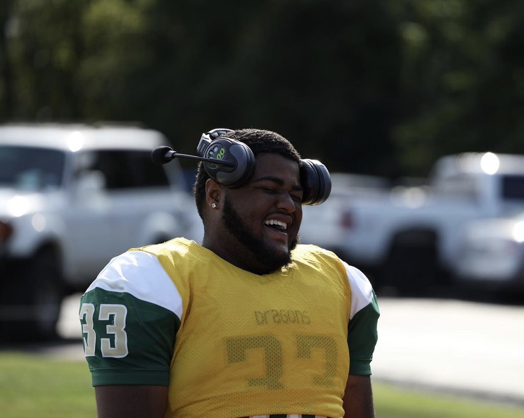 VikeNationFB's tweet photo. Yo @Big_Shot_Robert that smile says it all‼️ Do what you love and love what you do‼️ #WhereRTheyNow #BuiltDifferent @TUDragonFB @VikeNation @gmcsports https://t.co/NmBHR2MhVL