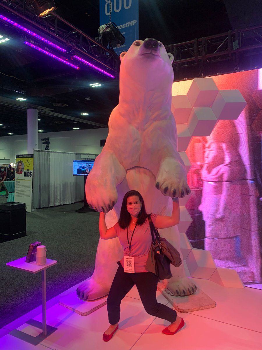 VDAinc's tweet photo. Our team is on-site at the @BizBash at Connect Tampa conference! We also some kickass representatives from VDA in attendance. If you're interested in meeting with event design &amp; production experts, get in touch with Heather Munnell or Lauren Goldberg.  @connectmeetings https://t.co/m143zIAGu4